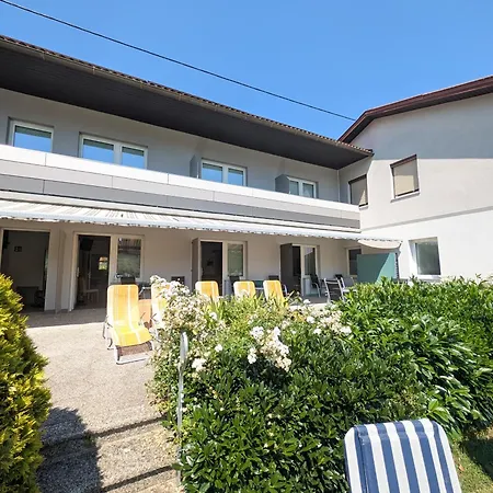 5 - Ruhiges In See- Und Promenadennaehe Inklusive Parkplatz Apartman